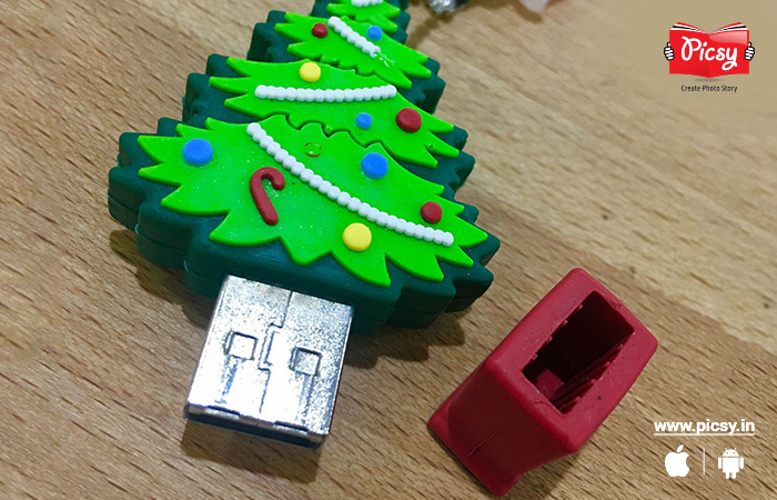 Christmas Themed USB