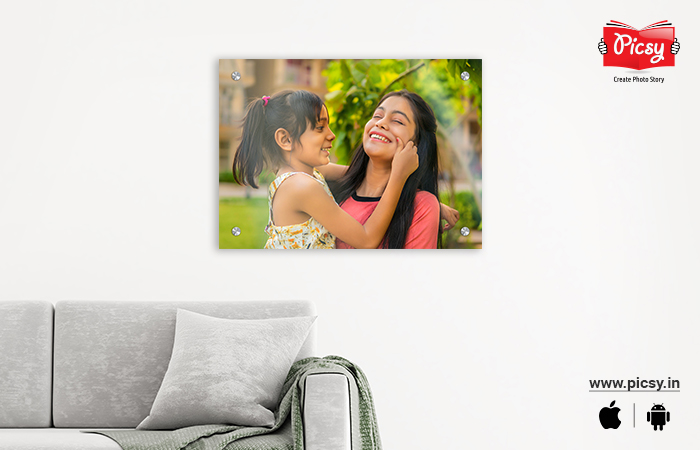 Acrylic photo frame