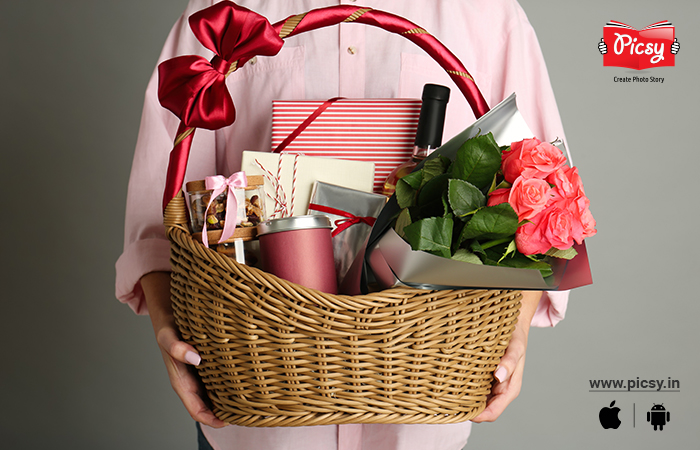 A Gift Basket to Pamper Her