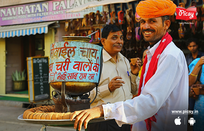 Happy Tea Seller