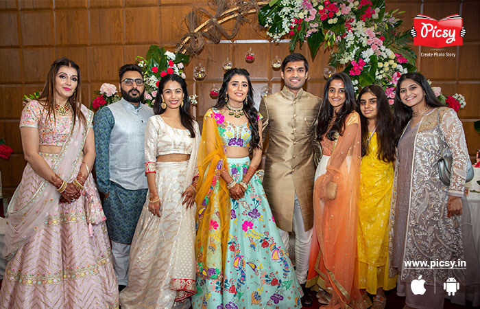 Gathering The Genders Pre-Wedding Pose