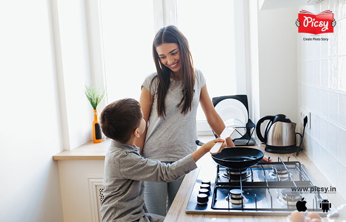 7 Amazing Mother And Son Photoshoot Ideas | Family Photoshoot - Picsy