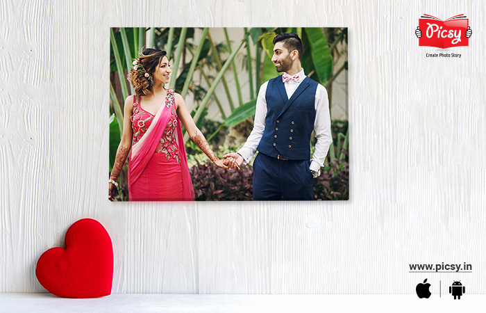 Couple canvas print