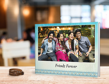 20 Best Friends Photo Ideas to 
                try